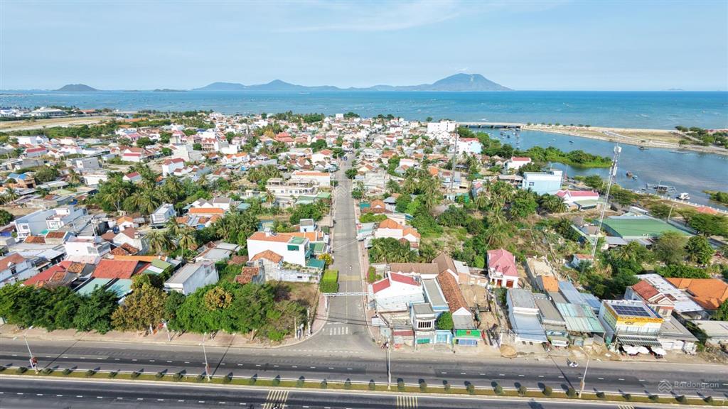 Đường hà huy tập, xã vạn ninh, khánh hòa, full thổ cư, 108,4m2, đường rộng 16m