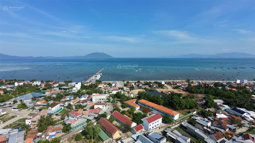 Siêu phẩm mặt tiền đường ven biển, kkt vân phong, 164m2 full thổ cư