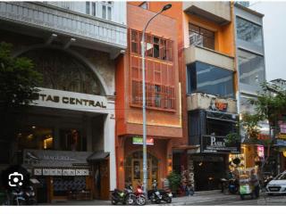 Chính chủ chuyển nhượng nhà mặt tiền đường đông du  đang có hợp đồng thuê