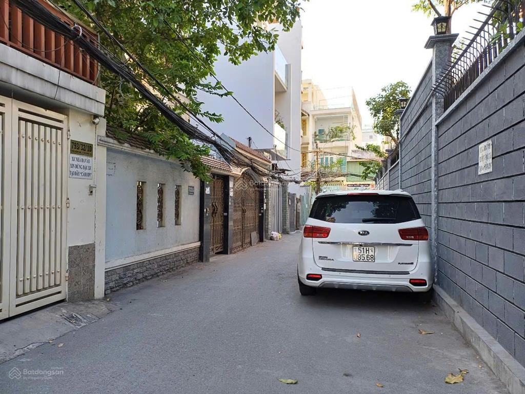 Nhà đẹp, hẻm 8m  khu vip sát q3  3 tầng, 6x13  cho thuê 30tr/tháng