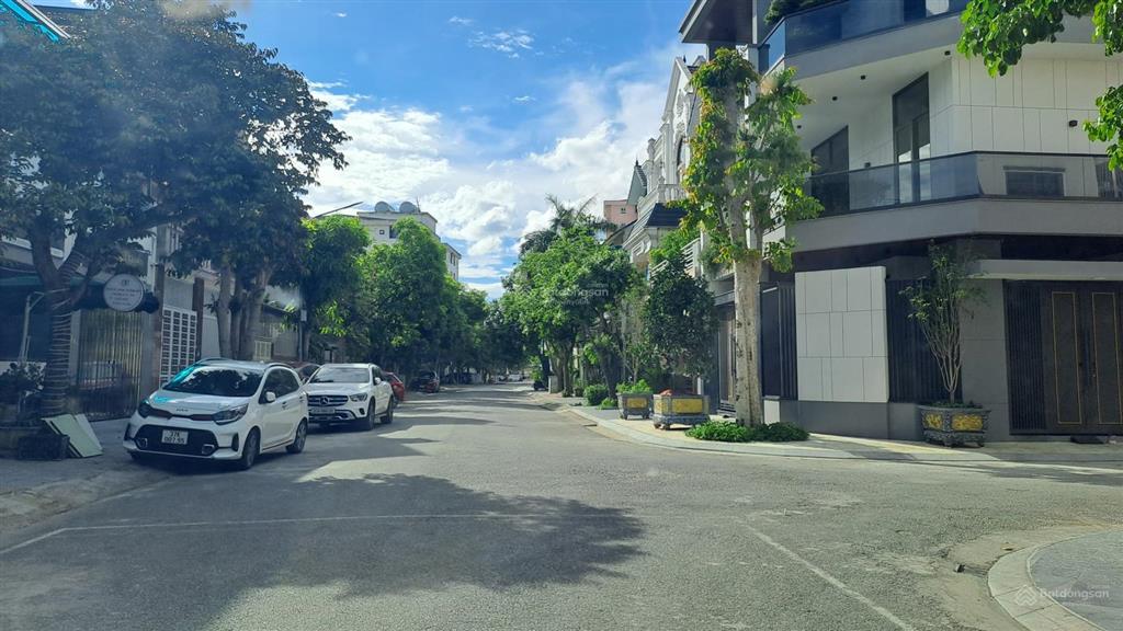 Bán đất đường 15 m khu đô thị gần sun bìa đỏ cá nhân