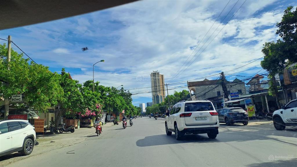 Bán đất đường 15 m khu đô thị gần sun bìa đỏ cá nhân