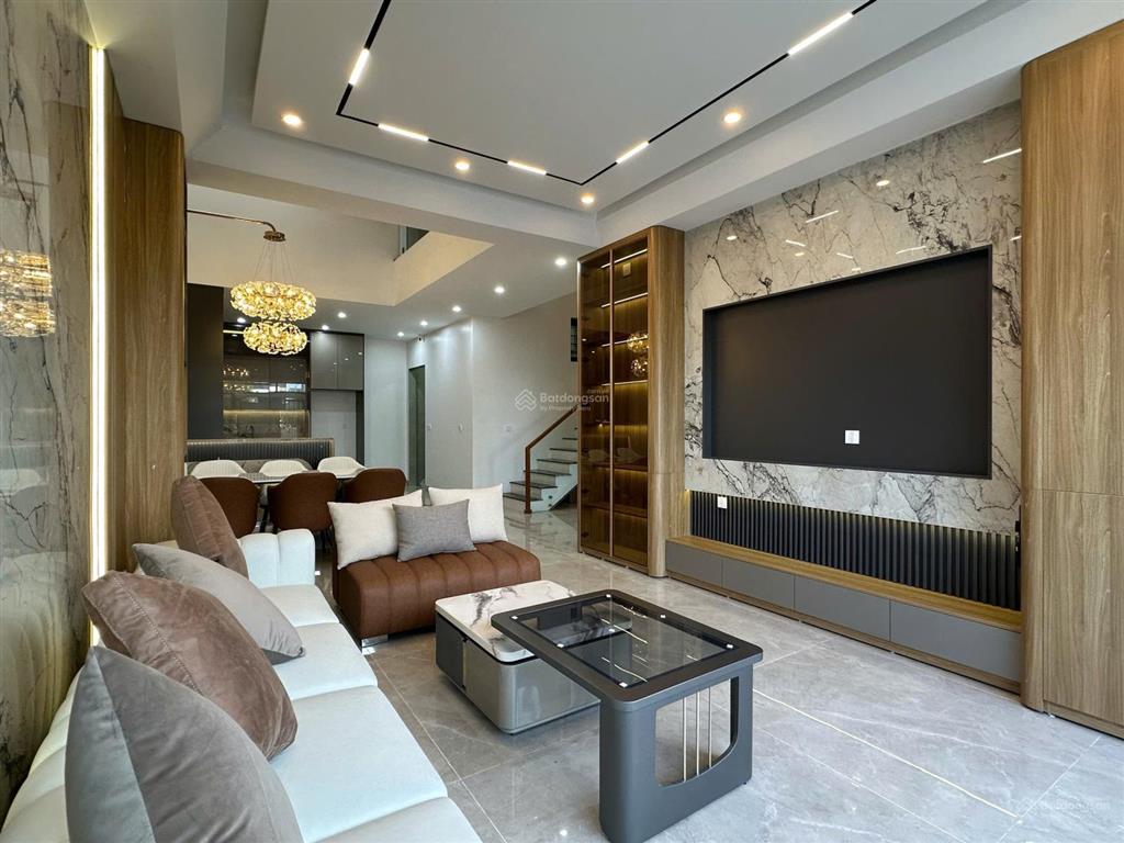 Bán nhà 3 tầng mới chưa ở gần siêu thị lotte lối 2 đường hải thượng lãn ông