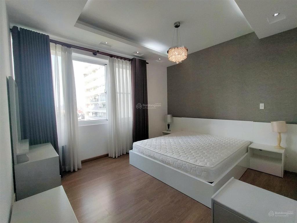 Chính chủ cho thuê căn hộ 3 phòng ngủ, 146m2, riverpark residence phú mỹ hưng, q7, 1600$
