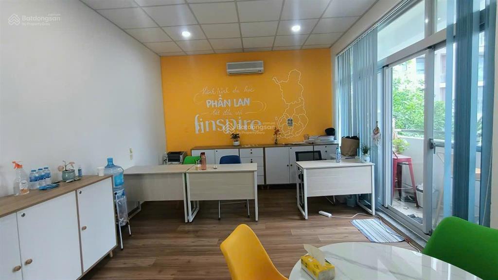 Cho thuê mặt tiền nhà, 4042 đường hưng gia 2, phú mỹ hưng, quận 7, gần khu cao cấp midtown