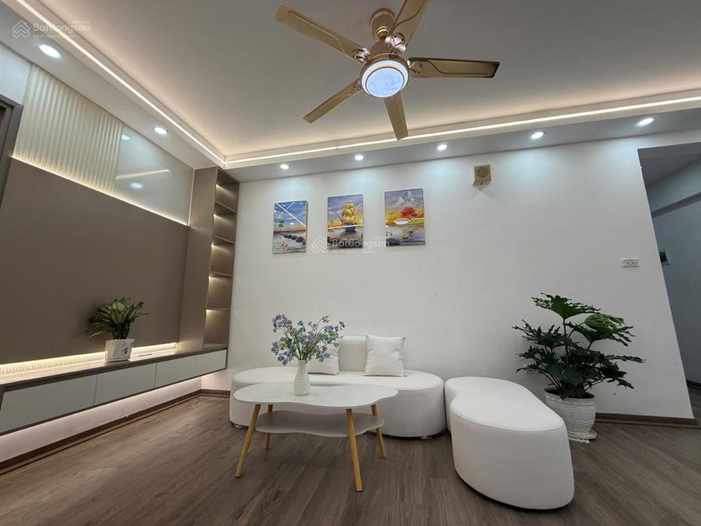 Chính chủ bán  4.5 tỷ căn hộ chung cư trần phú 61m2 căn góc  sổ đỏ chính chủ