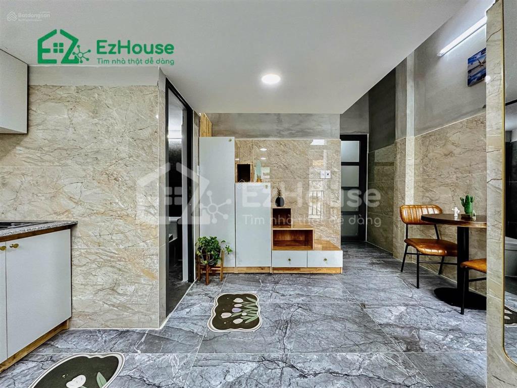 Duplex ban công máy giặt riêng ngay đh công thương quận tân phú