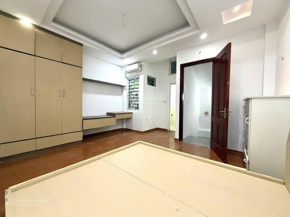 Bán nhà riêng chính chủ tại kim ngưu, phường hai bà trưng. diện tích 60 m2  4 tầng  mặt tiền 5 m