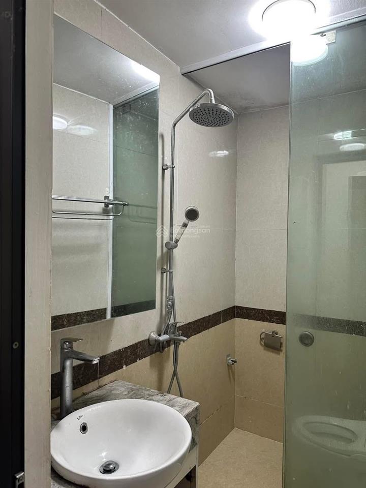 Bán nhà riêng chính chủ tại kim ngưu, phường hai bà trưng. diện tích 60 m2  4 tầng  mặt tiền 5 m