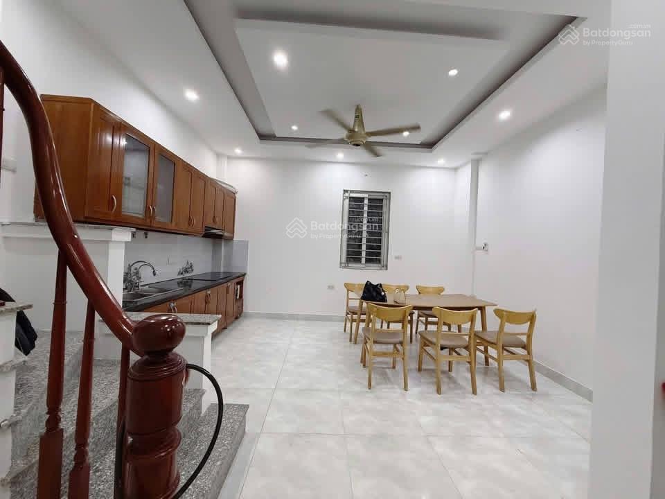 Bán nhà riêng chính chủ tại kim ngưu, phường hai bà trưng. diện tích 60 m2  4 tầng  mặt tiền 5 m