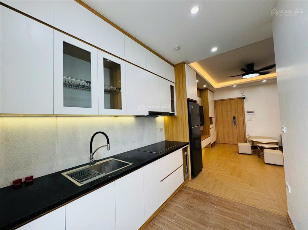 Bán căn hộ đẹp như khách sạn phố trần quý kiên, full nội thất  65 m giá 6.38 tỷ. hường 0902 120 ***