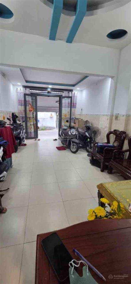 Nhà sát mặt tiền đường tỉnh lộ 10, 62 m 2, ngang 4,2m, hẻm 6m thông, giáp bà hom, quận 6