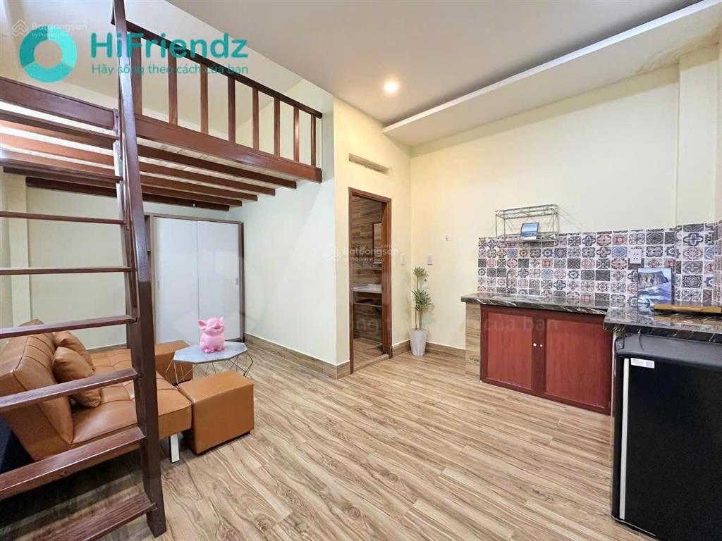 Phòng trọ 30m2 đầy đủ nội thất, ngay lê văn việt, gần đại học fpt, đh giao thông vận tải