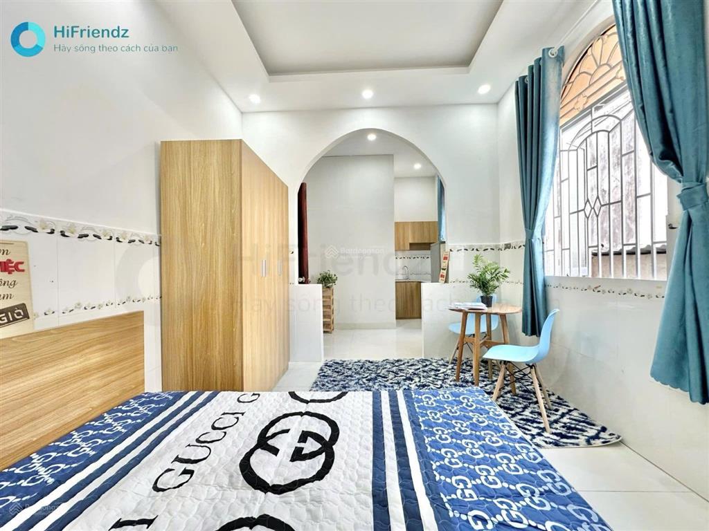 Cho thuê căn hộ đầy đủ tiện nghi  gần ngã tư thủ đức  dt rộng rãi