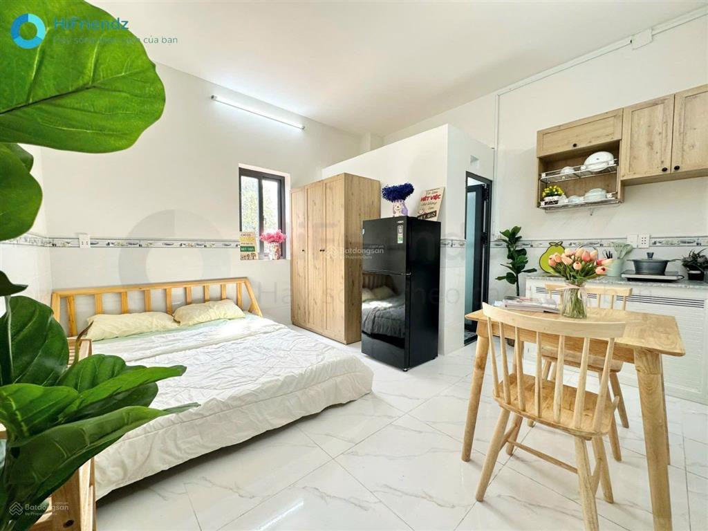Cho thuê căn hộ đầy đủ tiện nghi  gần ngã tư thủ đức  dt rộng rãi