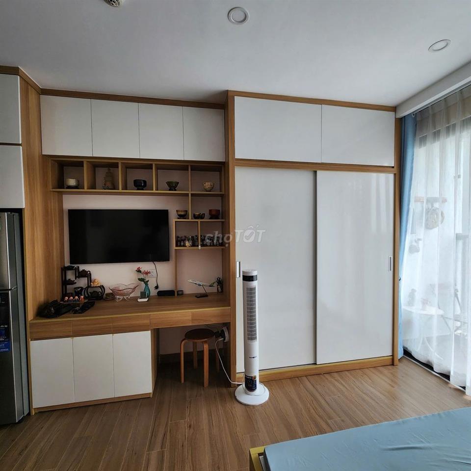 5tr studio phun đồ điện tử view biệt thự đảo