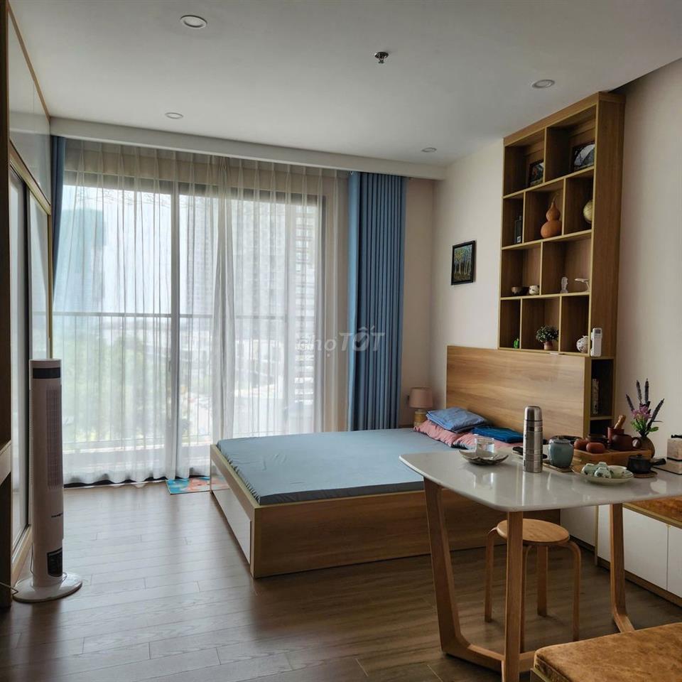 5tr studio phun đồ điện tử view biệt thự đảo