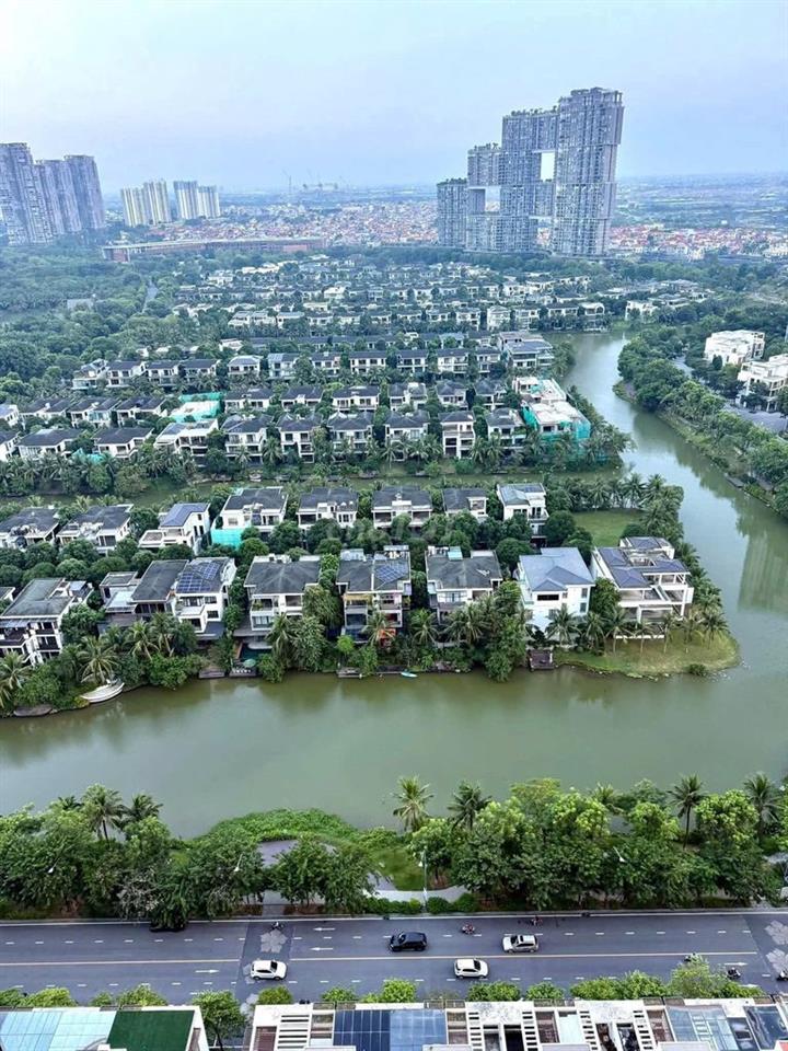 5tr studio phun đồ điện tử view biệt thự đảo