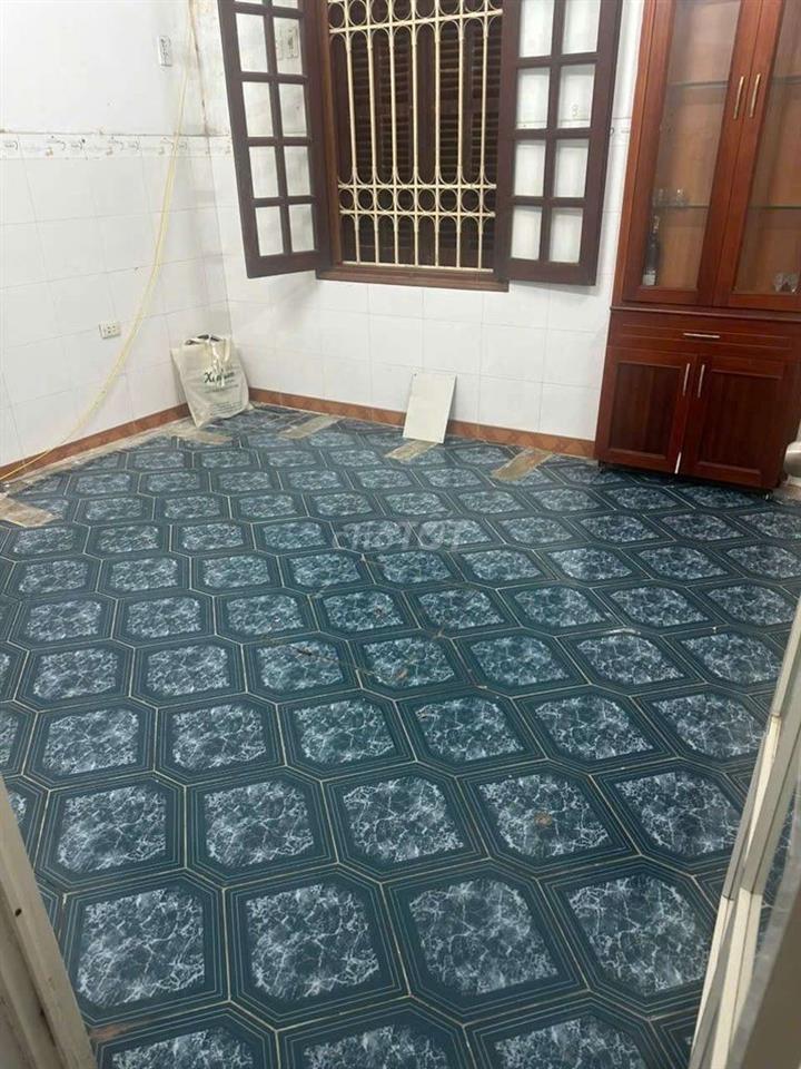 (Oto Tránh) Trung Kính 45mx4T 4pn 15tr kho VP spa onnile dài hạn