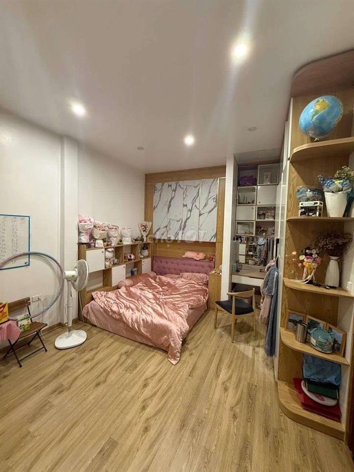 ( Xinh Đẹp) Nguyễn Khang 35mx5T 3pn hơn 10tr phun đồ an ninh ở ngay