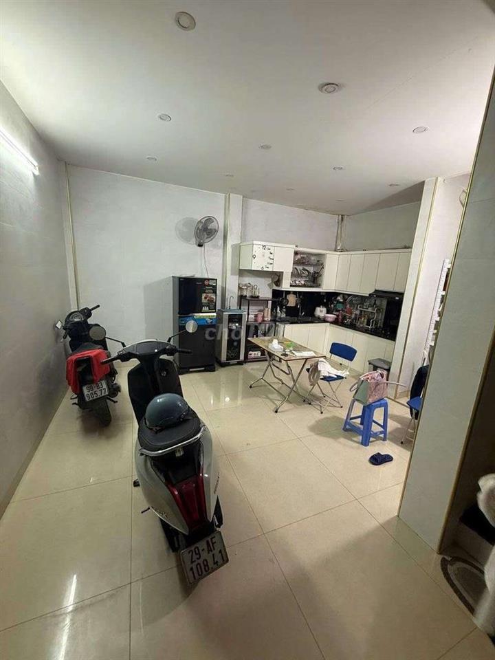 ( Xinh Đẹp) Nguyễn Khang 35mx5T 3pn hơn 10tr phun đồ an ninh ở ngay