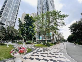 Bán căn hộ 4 ngủ 3vs thăng long number one dt 137m2. giá bán thỏa thuận. có lốt xe ô tô 200k/tháng