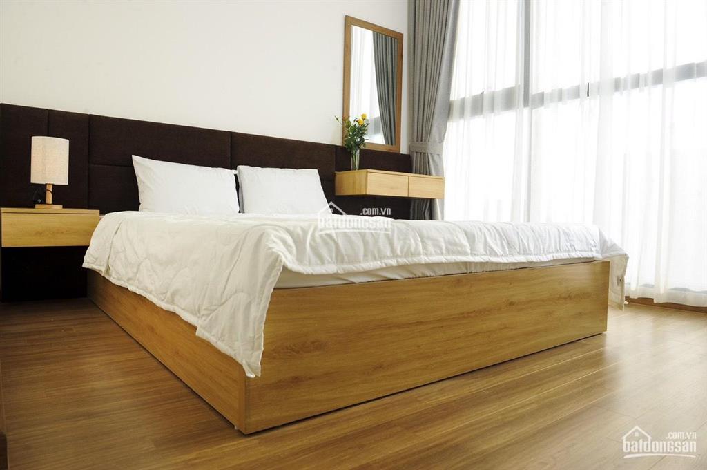 Bán gấp căn hộ dt 141m2 giá thoả thuận cc golden palace. không chào ảo câu view