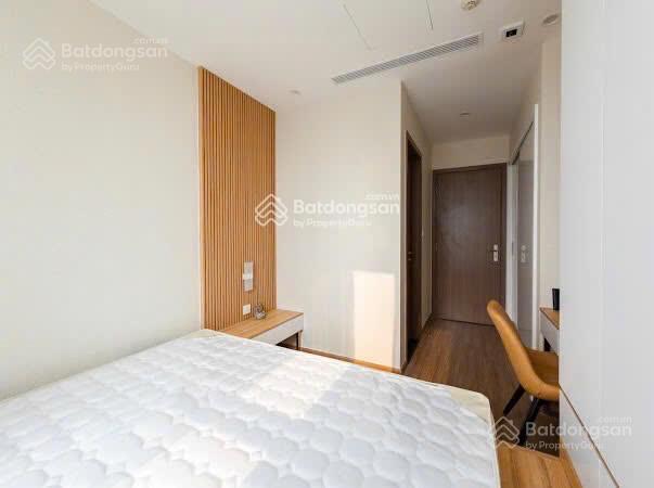 Chính chủ bán căn hộ 63m2 2pn 2vs view hồ tại cc vinhomes skylake. giá bán thoả thuận