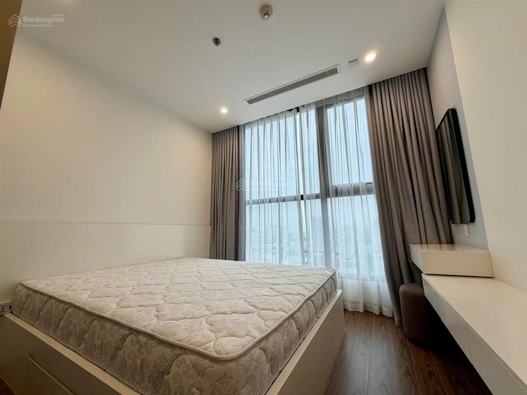 Bán gấp căn hộ 68m2 toà west 2, 2pn 2vs full nội thất, giá bán 6.3 tỷ, tại vinhomes west point