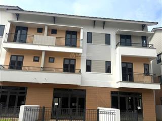 Chủ nhà cần bán gấp nhà phố 120m2 tại centa rivesdie, cách hn 25p đi xe