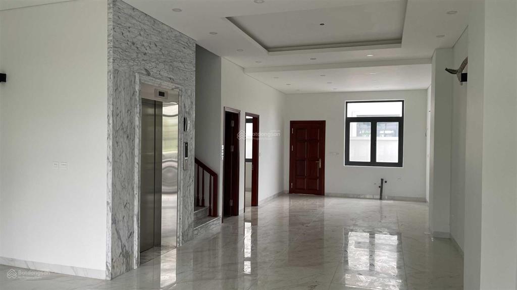 Chính chủ lô song lập sl04 183m2 mê linh new city giá đất 25 tr/m2