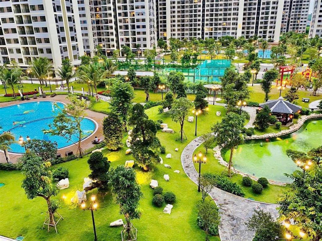 Vinhomes giảm 35% căn hộ 2pn + 70m2 view vườn nhật giá chỉ 3.4 tỷ thanh toán giãn 210 ngày