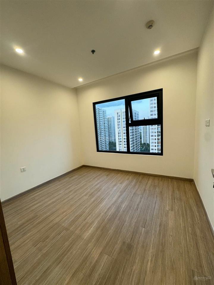 Vinhomes giảm 35% căn hộ 2pn + 70m2 view vườn nhật giá chỉ 3.4 tỷ thanh toán giãn 210 ngày