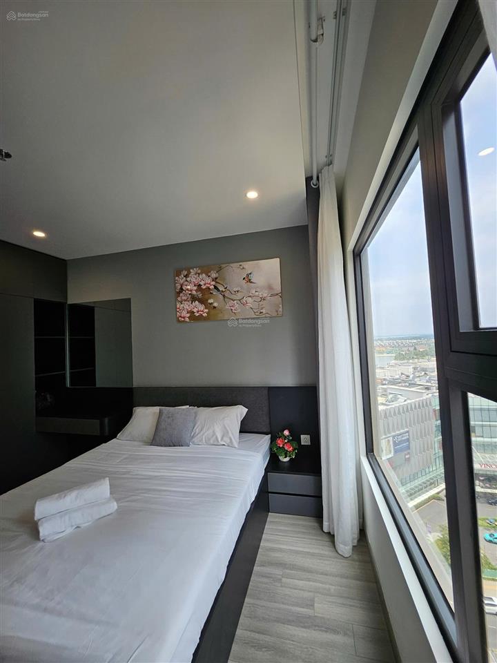 Bán nhanh 3pn 2wc / 81m2  tòa gh6 glory heights  full nội thất xịn  đang thuê 18tr