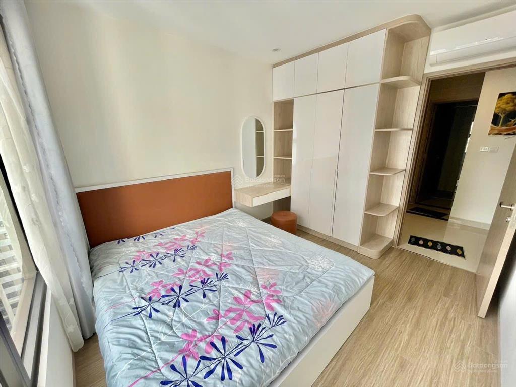 Bán 2pn toà s5 đông nam nội thất đẹp