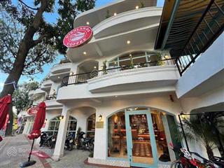 Bán nhà góc 3 mặt tiền cao thắng quận 10. dt 6x10m, 3 tầng hđt 93tr/th giá 28 tỷ