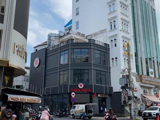 Bán nhà góc 2 mặt tiền đường lê văn sỹ, quận 3 . dt 10x23.5m, 4 tầng. ct 200 triệu. giá  60 tỷ