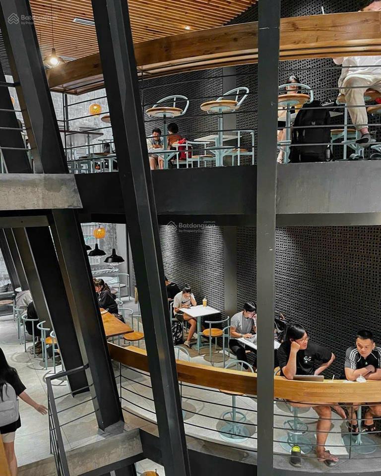 Bán góc 2 mặt tiền phan đăng lưu, p3, quận phú nhuận. dt 5x30m, 5 tầng. hđt 190tr/th.giá 50 tỷ