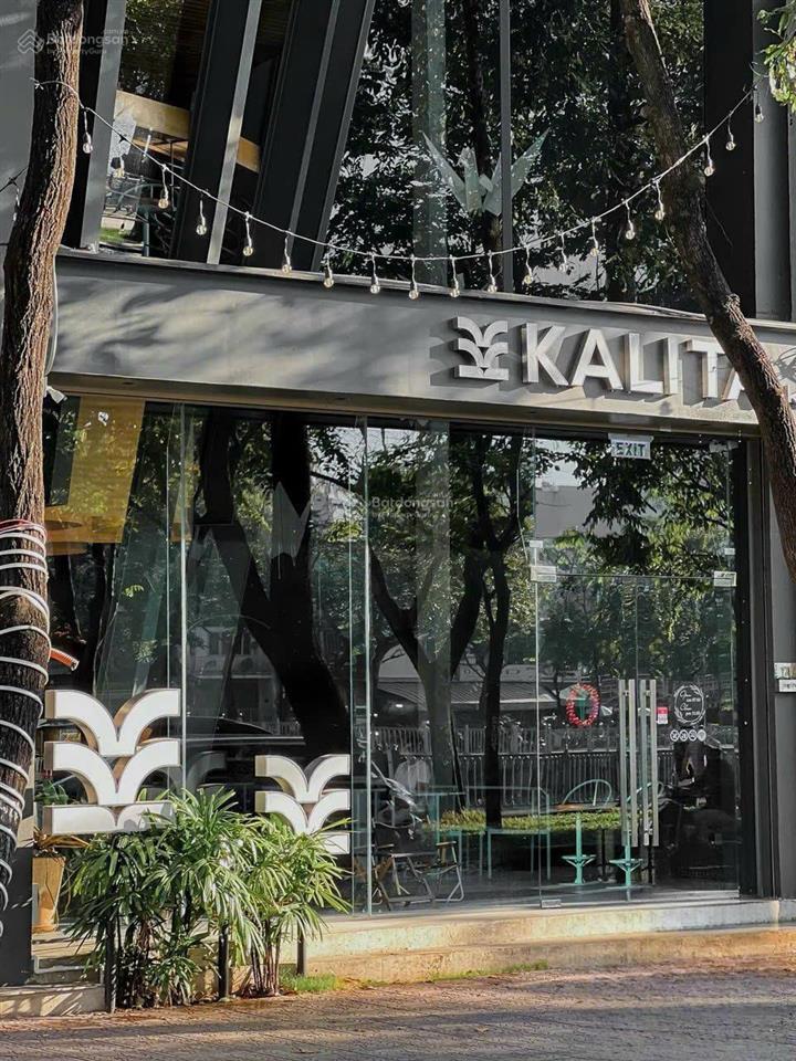 Bán góc 2 mặt tiền phan đăng lưu, p3, quận phú nhuận. dt 5x30m, 5 tầng. hđt 190tr/th.giá 50 tỷ