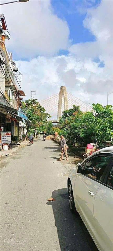 Vợ chồng * cần bán gấp mặt tiền trường chinh, lô đất nở hậu đẹp  hiếm  vị trí kinh doanh