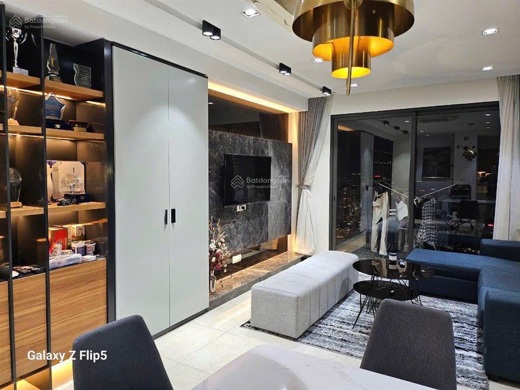Bán căn 2n flc complex giá 7 tỷ full nội thất đẹp thiện chí bán giá tốt  0976 299 ***