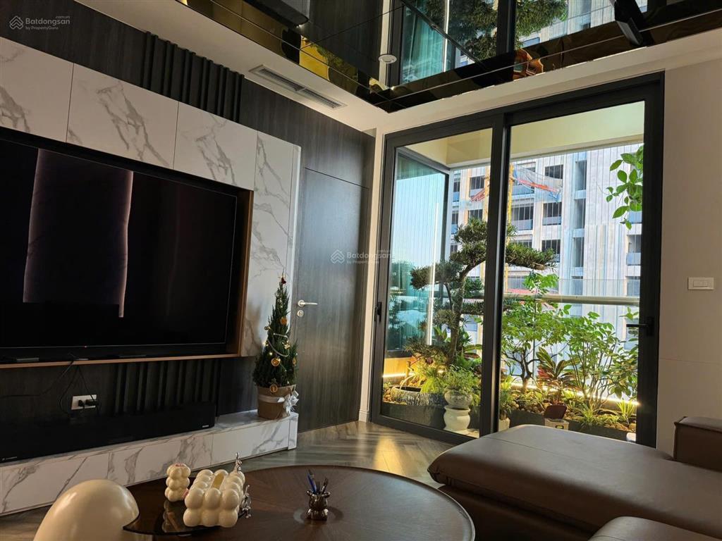 Căn hộ 2n k35 tân mai giá nhỉnh 6 tỷ full nội thất view hồ đền lừ sẵn sổ đỏ.  ngay 0976 299 ***