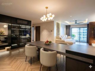 Bán căn hộ 70m2, 2 phòng ngủ flc complex, giá nhỉnh 5 tỷ có trao đổi thêm.  0976 299 ***