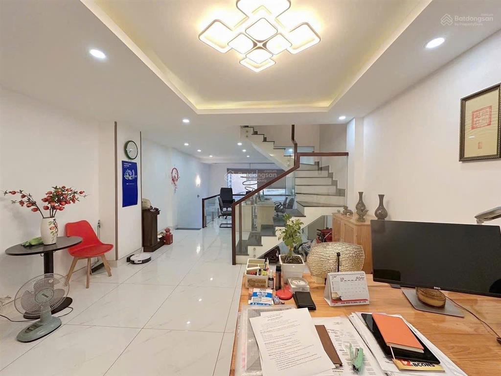 Nhà mới cứng  xe hơi ngủ nhà  khu compound lê trực, p.7, bình thạnh  5 tầng 4,8x12m  giá 11 tỷ