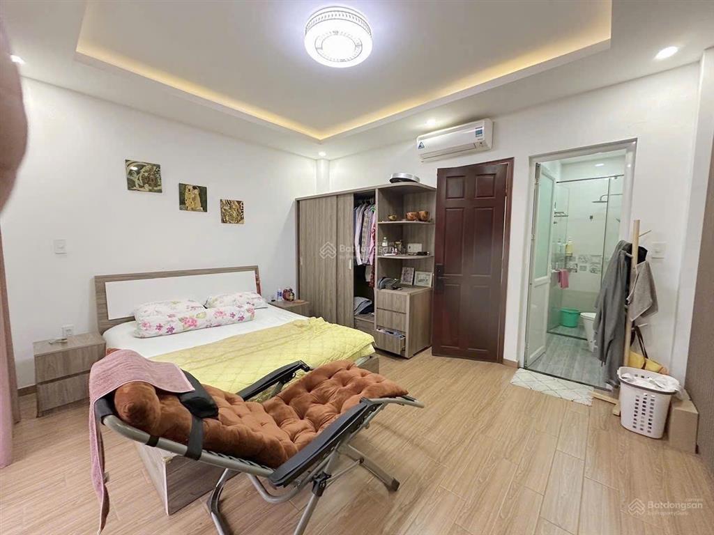 Nhà mới cứng  xe hơi ngủ nhà  khu compound lê trực, p.7, bình thạnh  5 tầng 4,8x12m  giá 11 tỷ