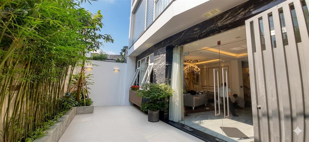 Chuẩn sống resort tại gia  biệt thự mini ngay phan văn trị, bt  8x13m dtsd ~360m  giá 15.x tỷ