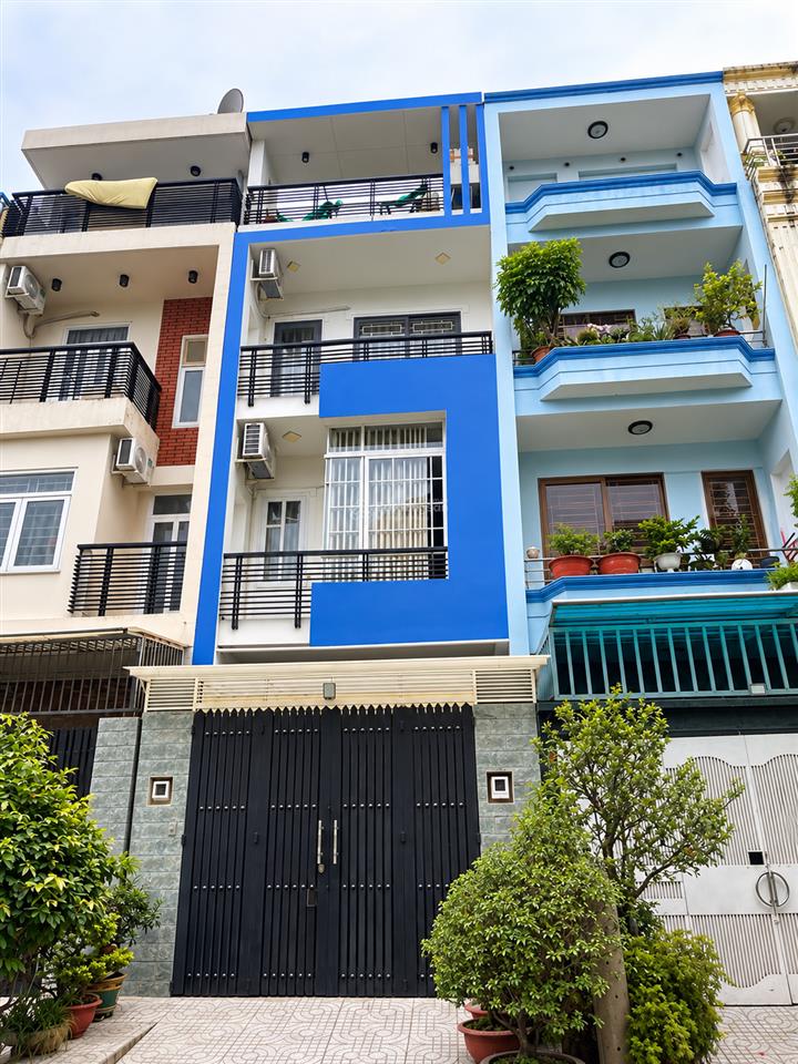 Rẻ! nhà ngay công viên đặng thùy trâm p13 bt  4 tầng 4x15m hoàn công đủ  giá chỉ 10.4 tỷ còn bớt