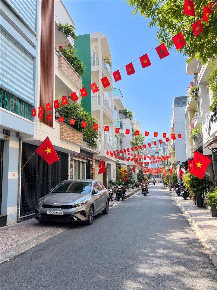 Hẻm 8m  nguyễn xí 2 chiều p.26 bình thạnh  4x17m xây dựng 4 tầng  giá 9.5 tỷ thương lượng