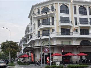 Shophouse kinh doanh  có sẵn hợp đồng thuê từ highlands coffee