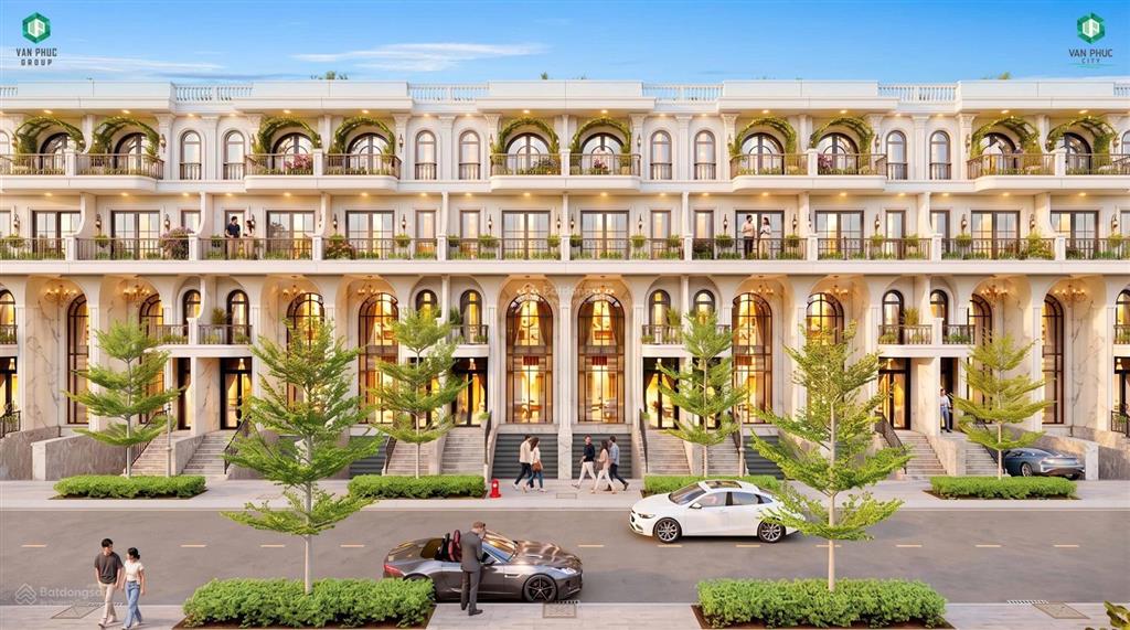Nhà phố kết hợp thương mại xây hầm + 4 tầng , mặt tiền 20m2 . được chọn thanh toán trong 2 năm